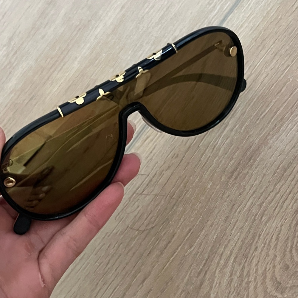 Louis Vuitton Black Frame Sunglasses with Gold Details